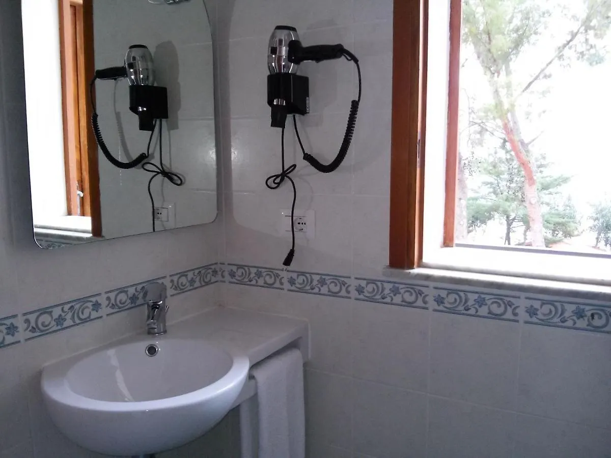 Testa Di Monaco - Basic Beach Accommodations Capo d'Orlando Hotel