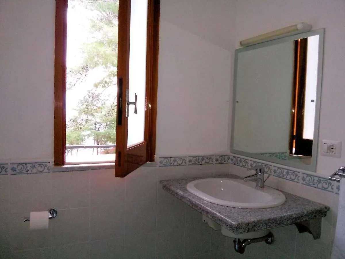 Testa Di Monaco - Basic Beach Accommodations Capo d'Orlando 0*,