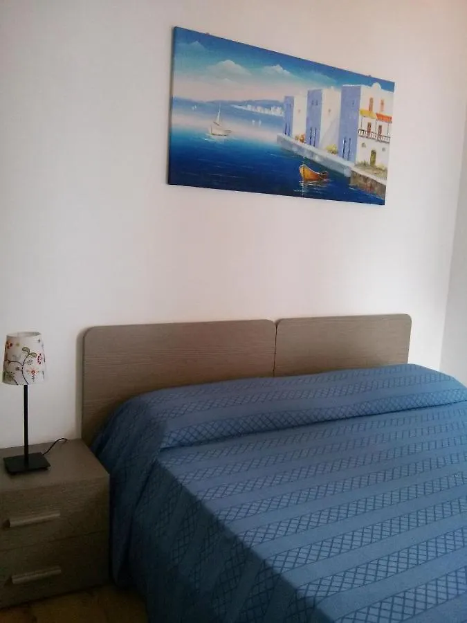 Testa Di Monaco - Basic Beach Accommodations Capo d'Orlando 0*,  Italy