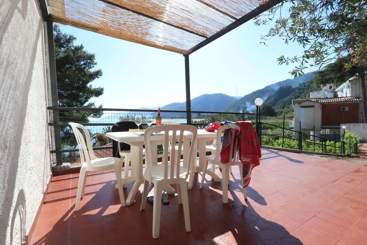 Testa Di Monaco - Basic Beach Accommodations Capo d'Orlando Hotel