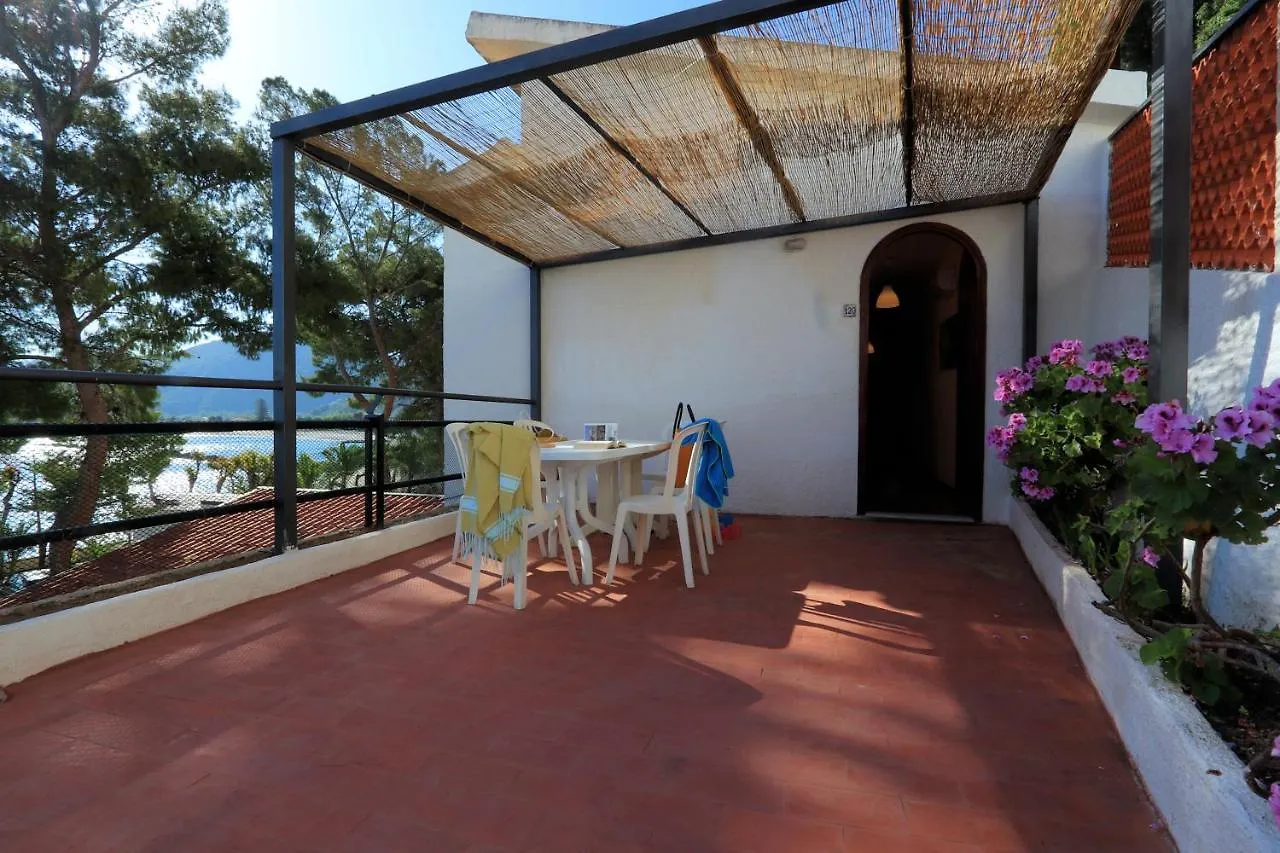 Hotel Testa Di Monaco - Basic Beach Accommodations Capo d'Orlando Italy