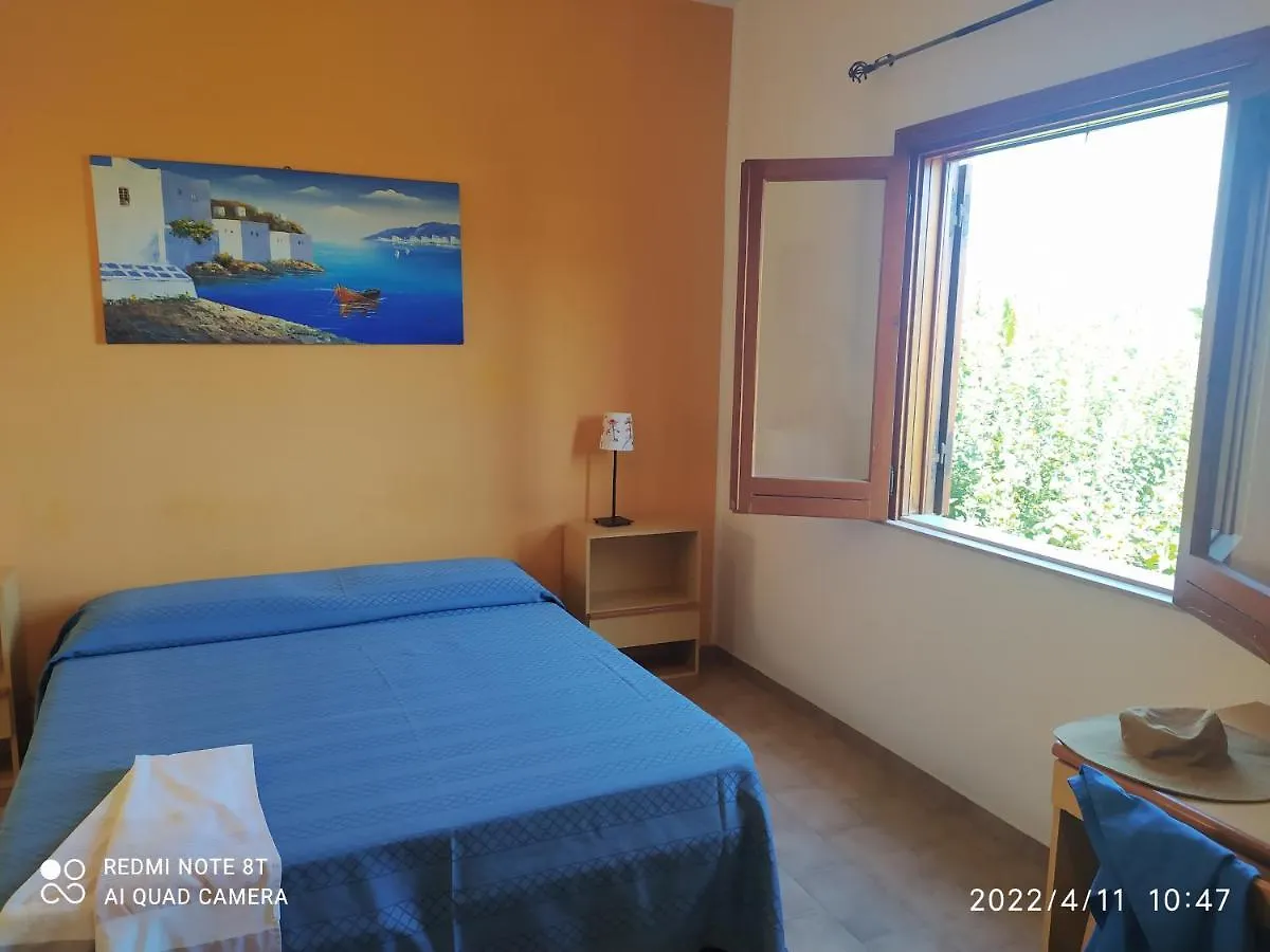 Testa Di Monaco - Basic Beach Accommodations Capo d'Orlando